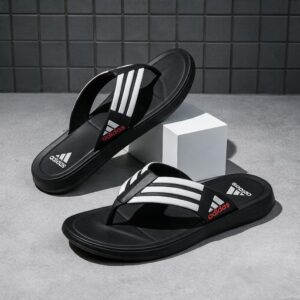 E-71 black lightweight flip-flops with PVC straps and EVA soles